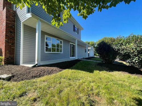 16221 Charles Town Rd, Charles Town, WV 25414-5453