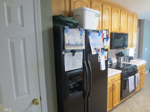 201 Roaring Forks Dr, Bonaire, GA 31005-4486