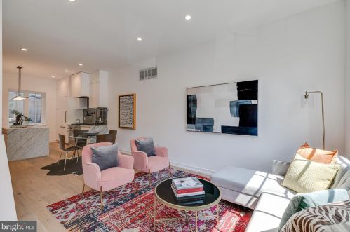 526 24th St, Philadelphia PA  19146-1054 exterior