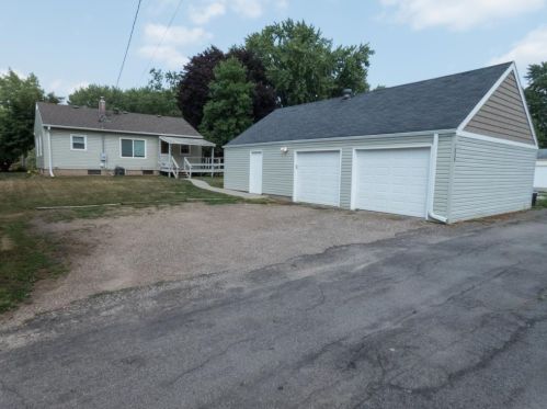 1830 Hoyt Ave, Saint Paul, MN 55119-4205