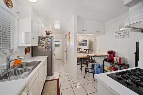 43820 Adler Ave, Lancaster CA 93534-5068 exterior