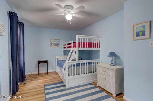 16 Pennsylvania Ave, Lavallette NJ 08735-2437 exterior