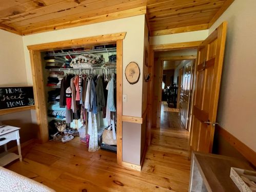 409 Swanson Rd, Sycamore IL  60178-1126 exterior