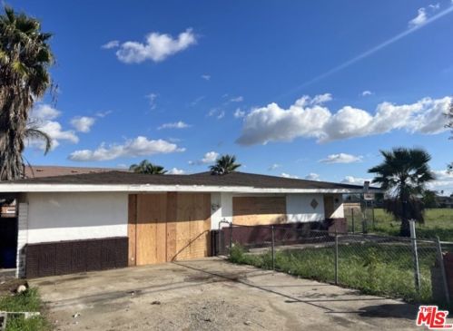 465 Maple Ave, Rialto, CA 92376