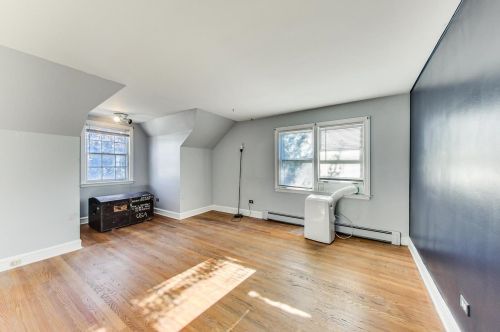 6550 Ebinger Dr, Niles IL 60714-4435 exterior