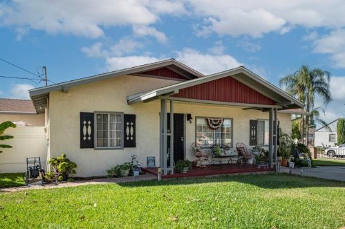 5425 D St, Chino, CA 91710-4249