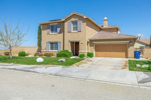 3771 Pillsbury St, Lancaster, CA 93536-8524