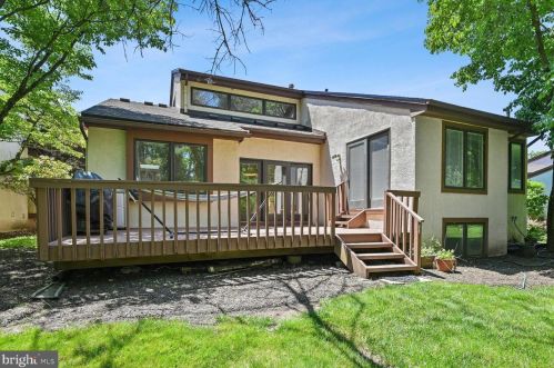 204 Sayre Dr, Princeton NJ  08540-5826 exterior