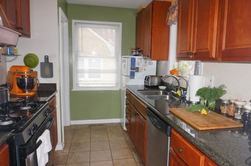 222 Harlem Ave, Glenview, IL 60025-5048