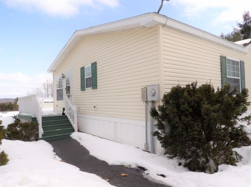 75 Dudley Cir, Laconia, NH 03246-1337