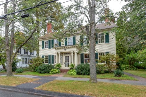 9 Federal St, Mere Point, ME 04011-1507
