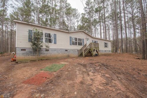 253 Kelly Farm Rd, Newnan, GA 30265-1873
