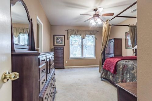 2729 White Rock Dr, Fort Worth TX  76131-2048 exterior