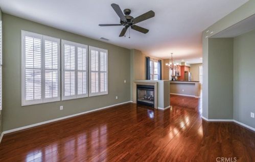 15 Tall Oak, Irvine CA  92603-4213 exterior