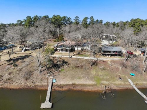 339 Tangiers Rd, Gray, TX 75657-4977