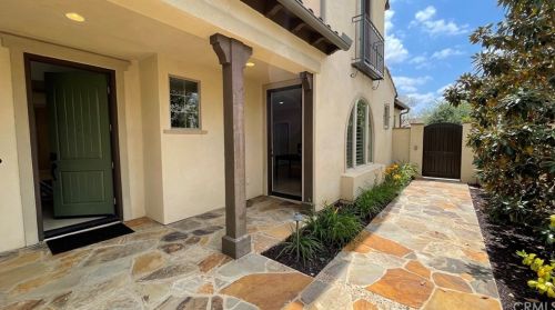 197 Compass, Irvine, CA 92618-1155