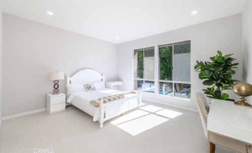 6 Highland Vw, Irvine CA 92603-3704 exterior