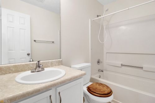 106 Meadow View Dr, Jackson GA  30233-2908 exterior