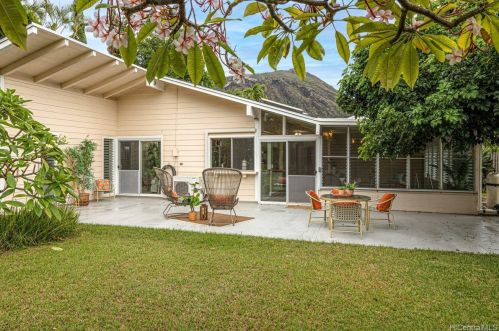 7136 Kamilo St, Honolulu HI  96825-1605 exterior