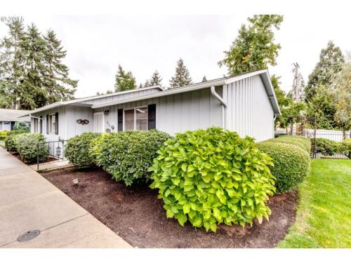 974 L St, Springfield OR  97477-2847 exterior