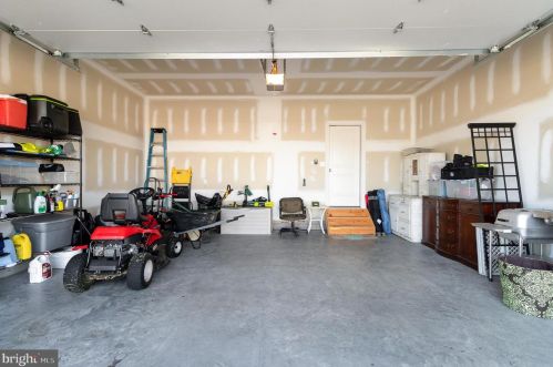 2313 Palomino Rd, York PA  17315 exterior