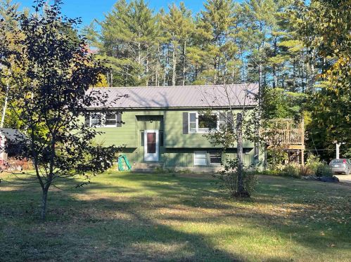 26 10th Mountain Rd, Hill, NH 03243-3400