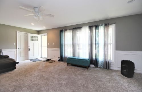 866 Leslie Ave, Kankakee, IL 60901-4537