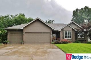 709 Mulberry Ln, Springfield, NE 68059-3226
