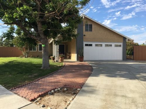 4063 Honeysuckle St, Riverside, CA 92501-1533