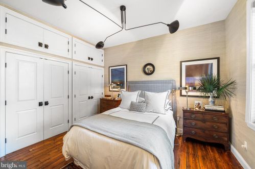 718 22nd St, Philadelphia PA 19130-0027 exterior