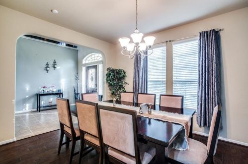 2402 Winter Trl Dr, Conroe TX  77304-2160 exterior
