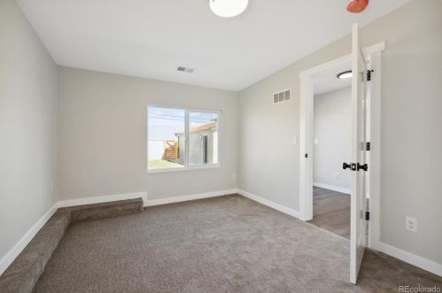 850 Grove St, Denver CO  80204-3223 exterior