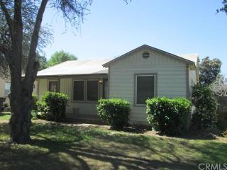 4532 Edgewood Pl, Riverside CA  92506-1077 exterior