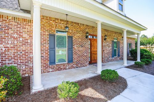 102 Tucker Pl, Warner Robins, GA 31088-1636