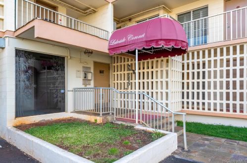 3230 Ala Ilima St, Honolulu HI  96818-2941 exterior