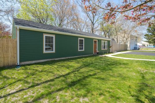 48 Pine Tree Dr, Berkeley Township, NJ 08721-1724