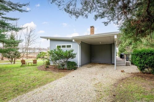 12 Splitrock Rd, Norwalk CT  06854-4713 exterior