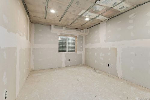 17652 Brown Cir, Aurora CO 80013-4947 exterior