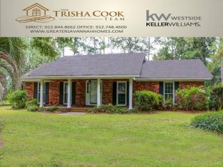37 Pine Dr, Savannah, GA 31405-2855