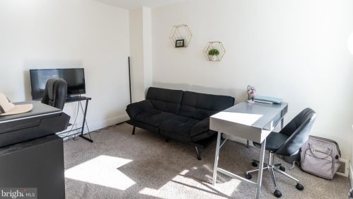 524 Spruce St, Lancaster PA  17603-3314 exterior