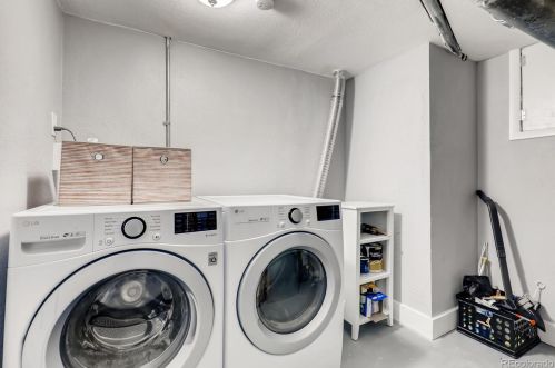 1652 Grape St, Denver CO 80220-1349 exterior