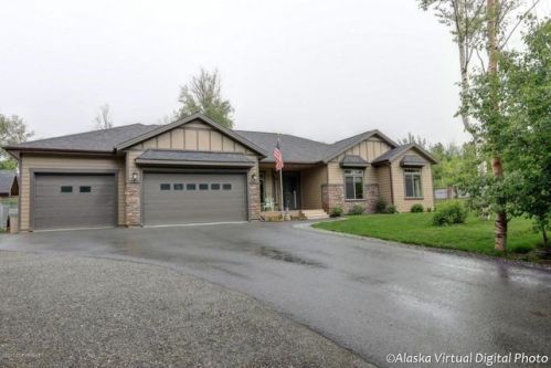 3210 Snowgoose Rd, Palmer, AK 99645-9608