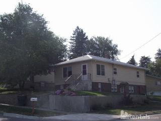 904 Young St, Pocatello ID  83204-4102 exterior