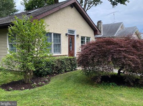 122 Herbert Ave, Trenton, NJ 08690-2704