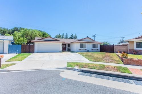 2009 Sargent Ave, Simi Valley, CA 93063-2742