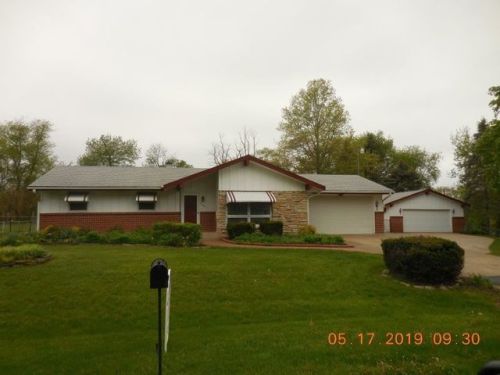 7135 Ralph Rd, Rockford, IL 61109-4823