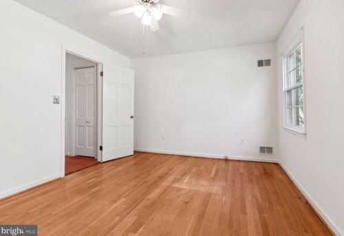 2417 Gate Dr, Silver Spring MD 20906-2207 exterior