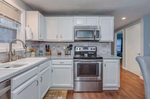150 Smith Ave, Allenstown, NH 03275-1302