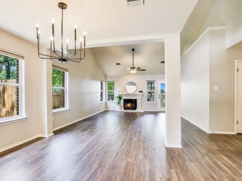 4404 Columbine Dr, Austin TX 78727-2608 exterior