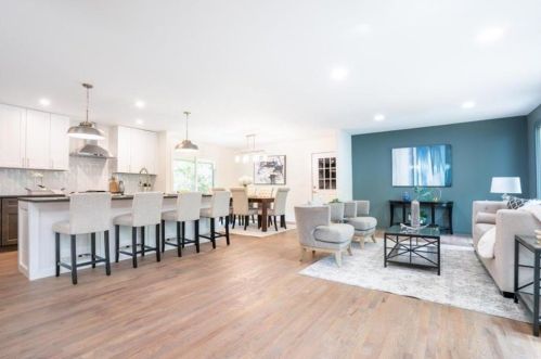 2175 Greencrest Dr, Atlanta GA  30345-2627 exterior